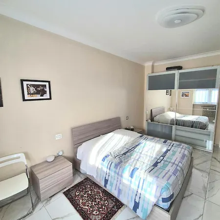 Apartman Arrivasti Stays, Spacious In Centre *