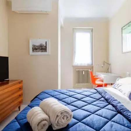 Arrivasti Stays, Spacious In Centre شقة ميلان