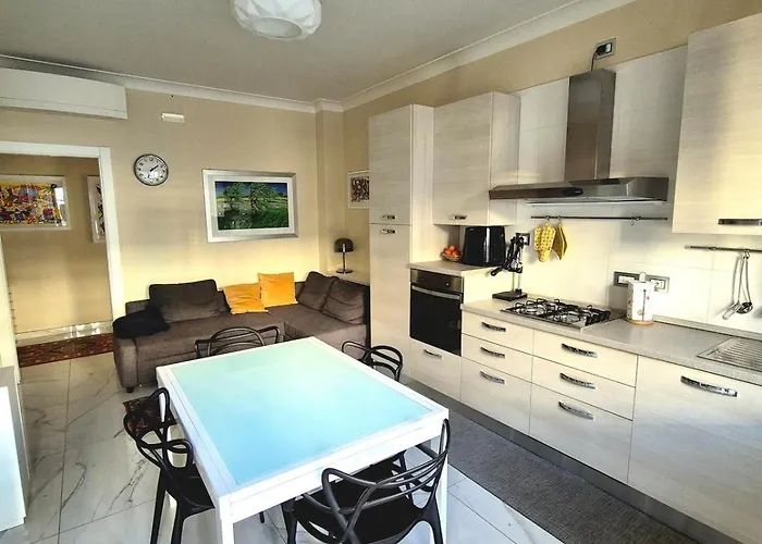 Arrivasti Stays, Spacious In Centre Milán